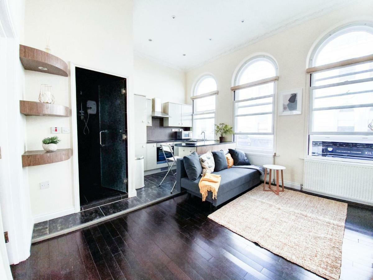 Pass The Keys Beautiful Museum Street Apartment Londres Extérieur photo
